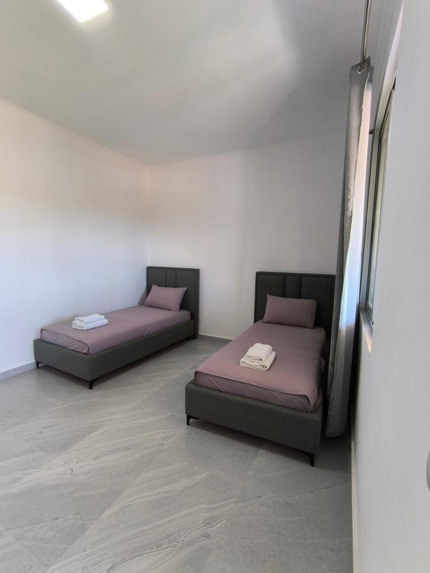 Kaful Apartments เคพาโร ภายนอก รูปภาพ